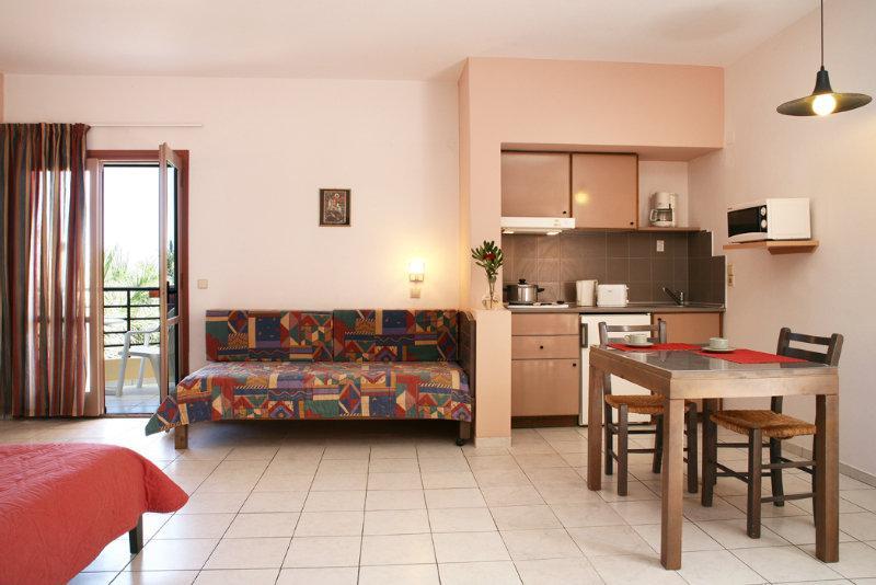 Apartahotel Latania Hersonissos (Crete)